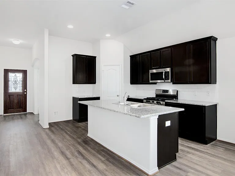 3703 Homestead Ridge Ln — Photo 6