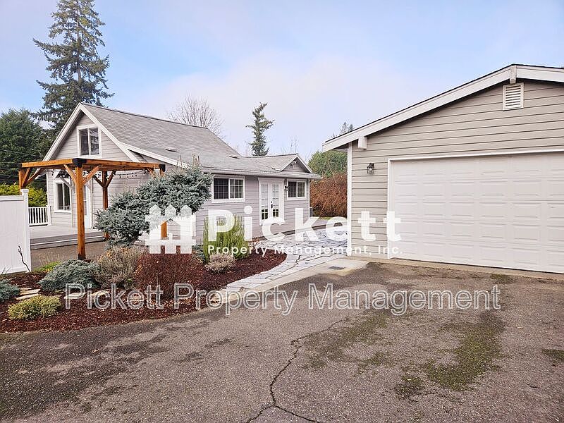 1st image of 9062 Tracyton Blvd NW