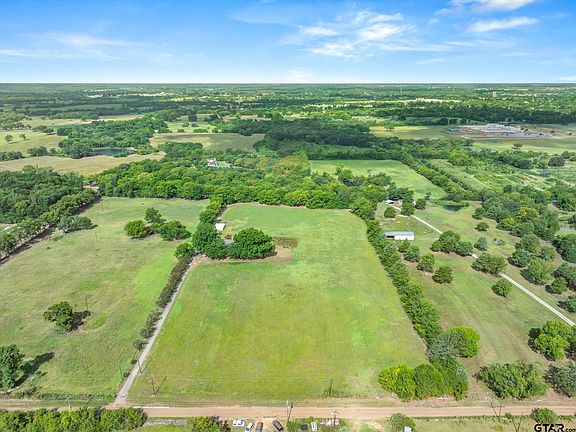 4th image of 600 Vz County Road 4930
