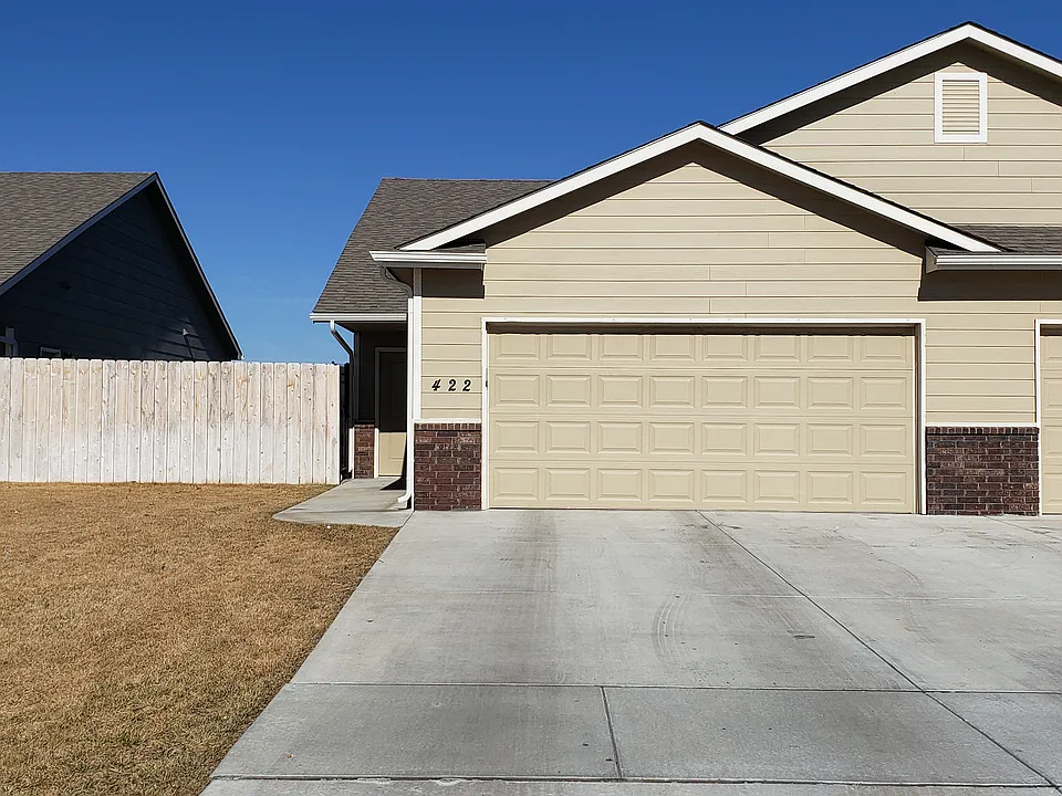 422 S Longbranch Dr