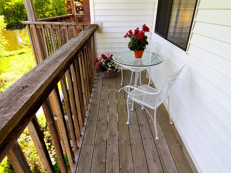 Spacious Patio