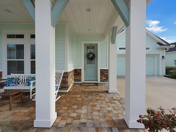 4th image of 360 Treasure Harbor Dr