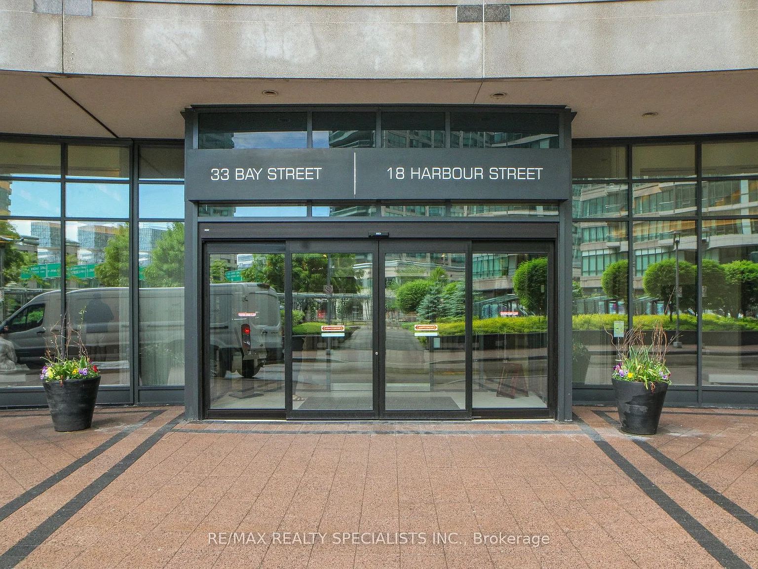 1 bed, $2,350 — Photo 3