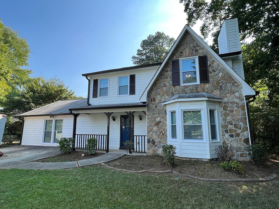 1st image of 2423 Chauncey Ln SW