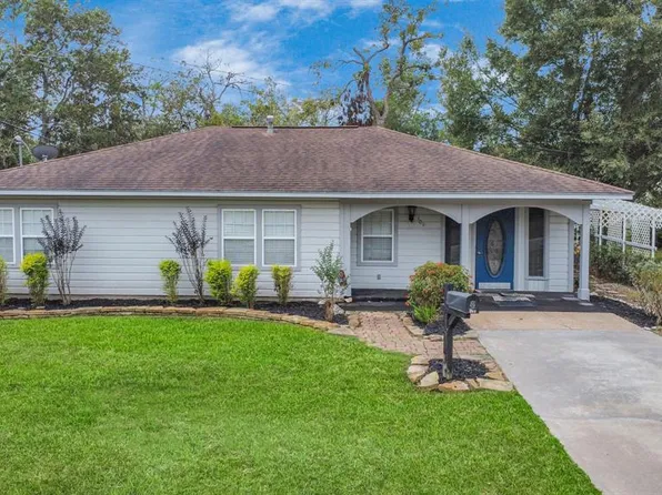 309 Shropshire Street, El Campo, TX 77437