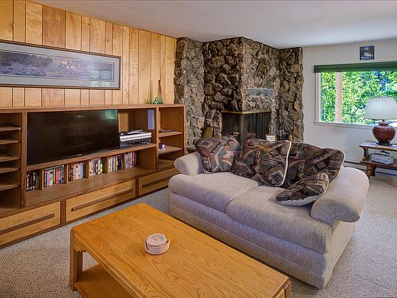 5th image of 277 Van Anderson Dr #4