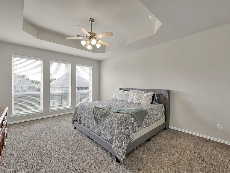 125 Dina Ln — Photo 11