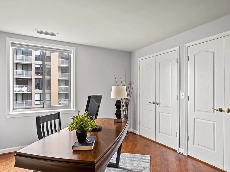 901 N Monroe St #916 — Photo 3