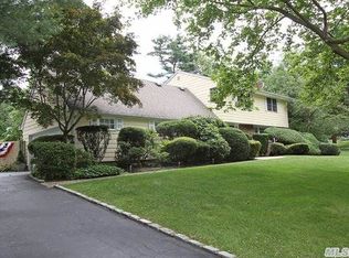 7 Brandy Rd, Cold Spring Harbor, NY 11724