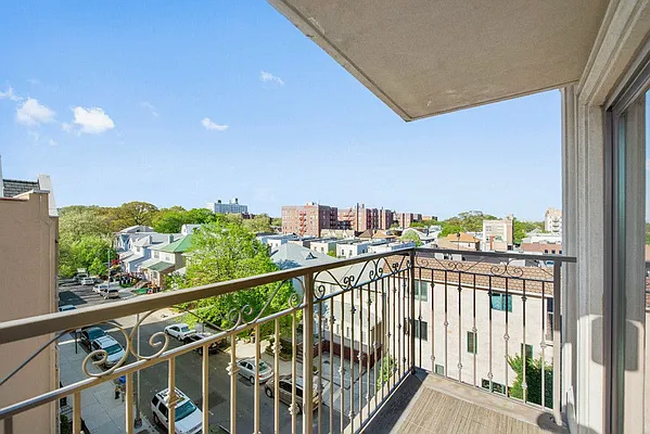 Rented by Keller Williams NYC | media 48