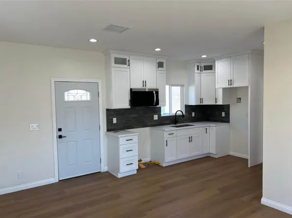 9615 Kauffman Ave #B, South Gate, CA 90280