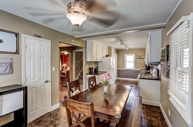 1st image of 1825 Margaret St