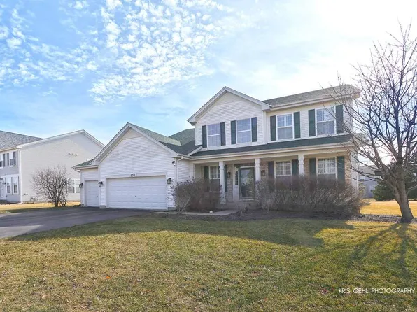 233 W Olmsted Ln, Round Lake, IL 60073