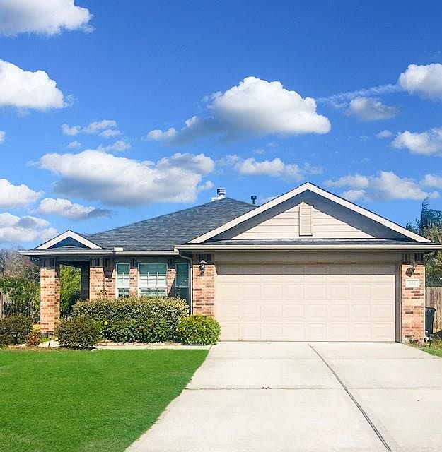 1st image of 202 Gulf Winds Dr