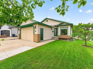 1 Primrose Blvd, Strathcona County, AB T8H 2B8