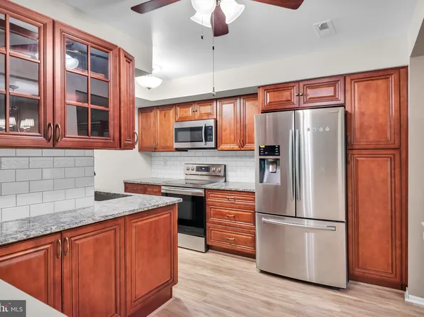 115 E Kings Hwy Unit 147, Maple Shade, NJ 08052