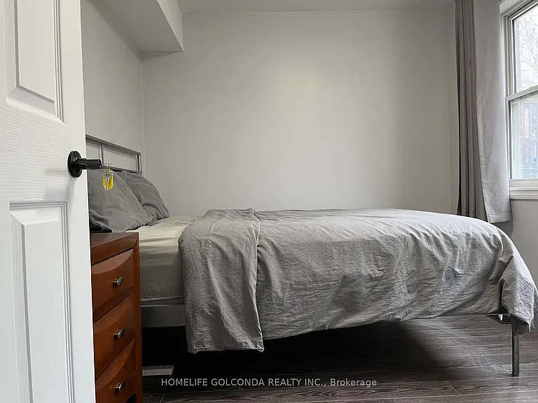 293 Dunforest Ave — Photo 10