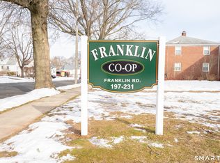 207 Franklin Rd #207, Hamden, CT 06517