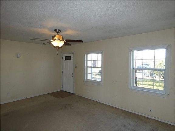 4th image of 530 Hoke Smith Dr