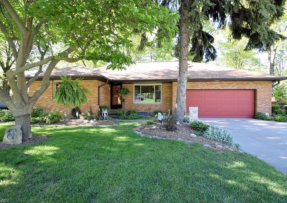 1st image of 231 Skyview Dr