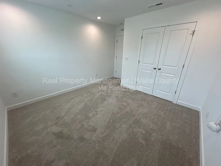 156 Sargents St — Photo 25