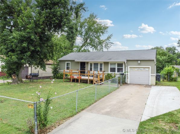 4940 N Trenton Ave, Tulsa, OK 74126