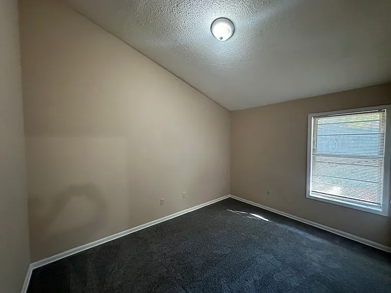 6491 Saginaw Rd — Photo 9