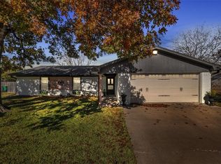 217 Valley View Dr, Waco, TX 76706