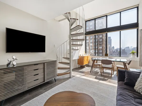 153 East 32nd Street image 1 of 27