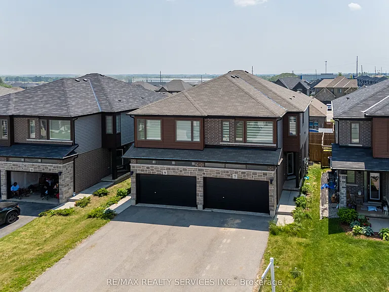 7 Baker Ln — Photo 2