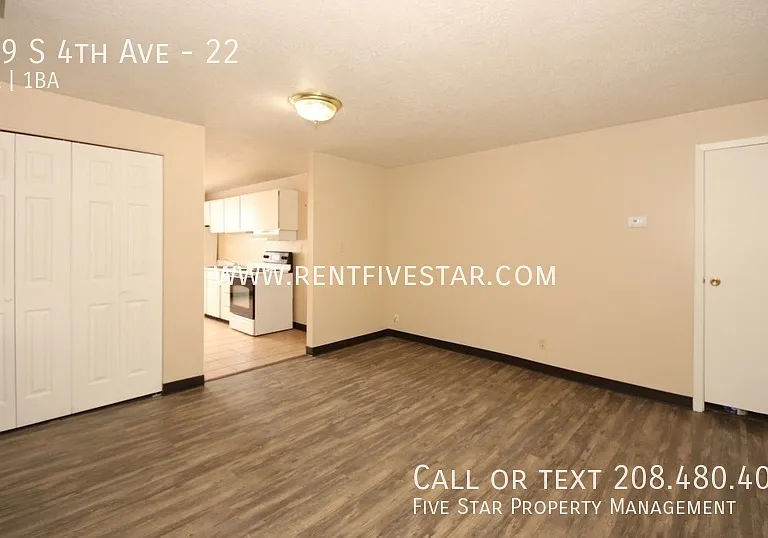 809 S 4th Ave #22 — Photo 2