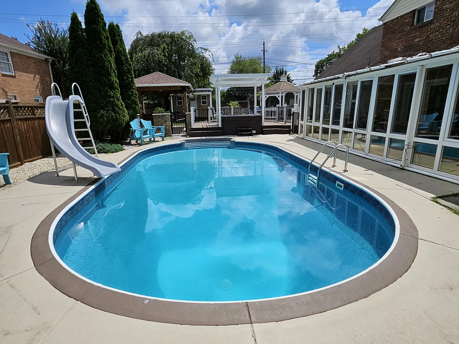 4 bed, 3.5 bath, 3250 sqft, $5,250 — Photo 2