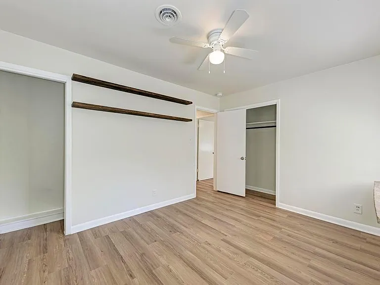 6300 Betty Cook Dr — Photo 23