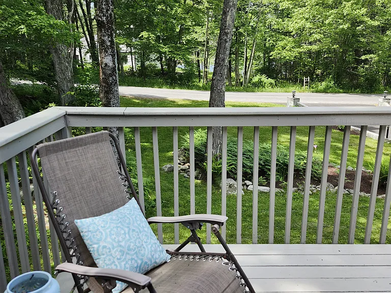 421 E Hyerdale Dr — Photo 18