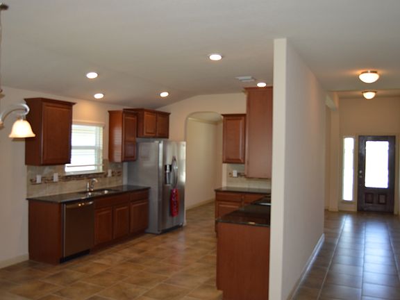 3rd image of 854 Cypress Ml