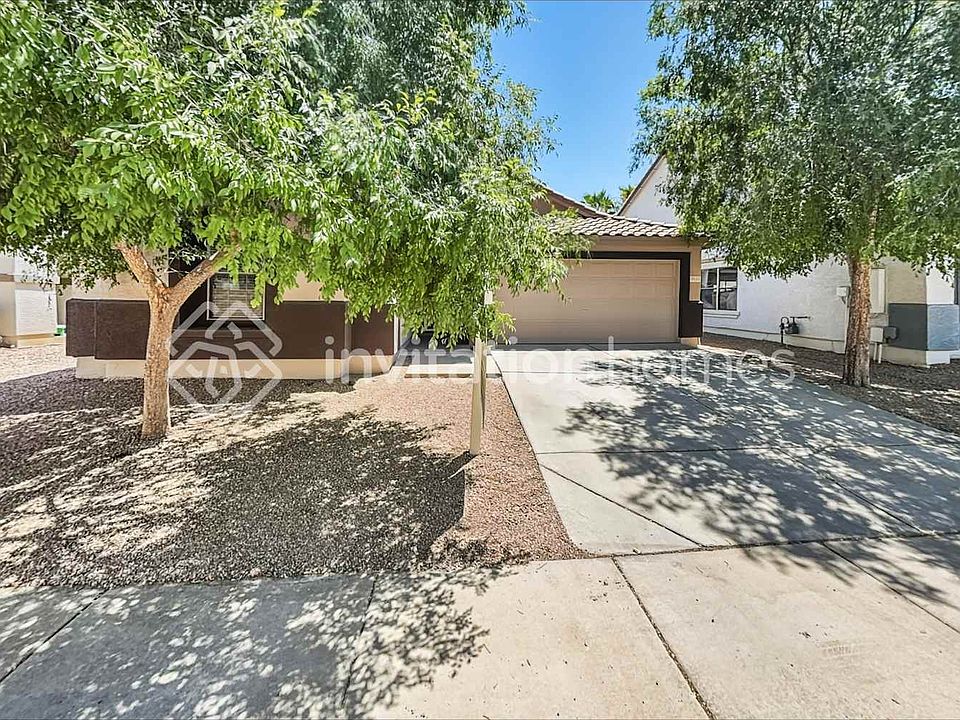 1st image of 3035 E Santa Rosa Dr