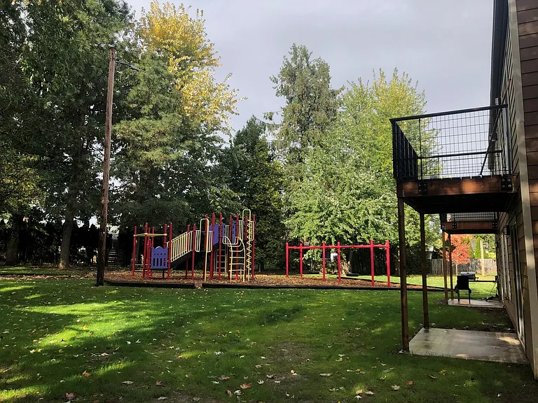 Executive 1801 — Photo 17