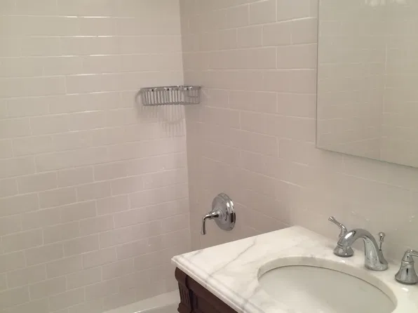 401 East 65th Street image 1 of 6