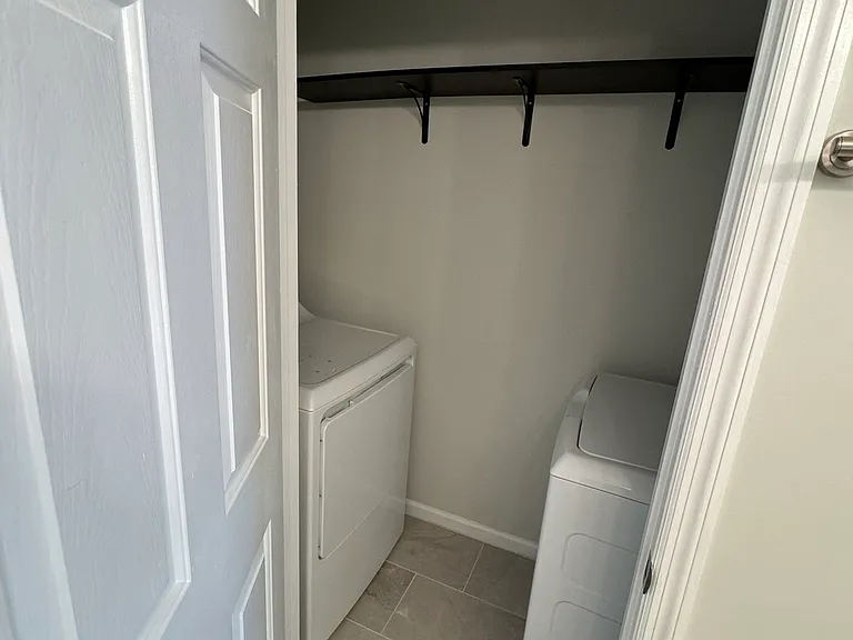 1501 Elm Hall Cir — Photo 9