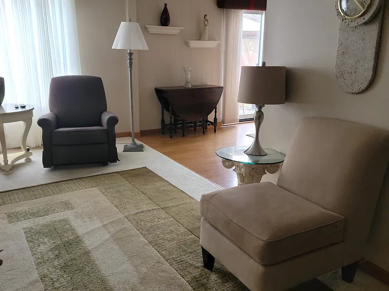 40200 Regency Dr — Photo 4