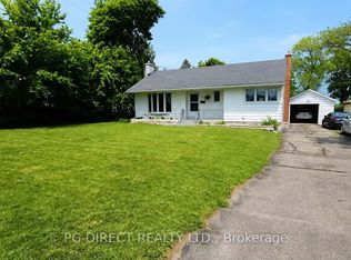 41 1st Ave, Quinte West, ON K8V4C2