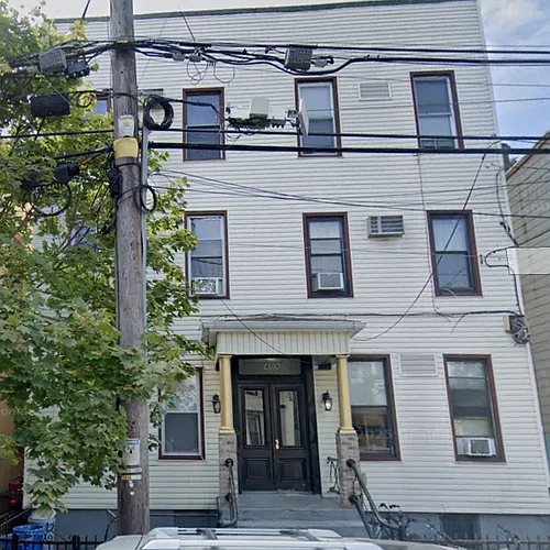 409 54th St #B100 Photo 1
