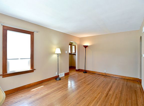 3rd image of 600 Maryland Ave