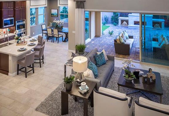 Woodside Homes - Tarrega Plan - Model Home