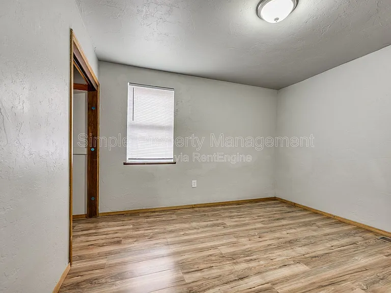 1802 S Dille Ave — Photo 16