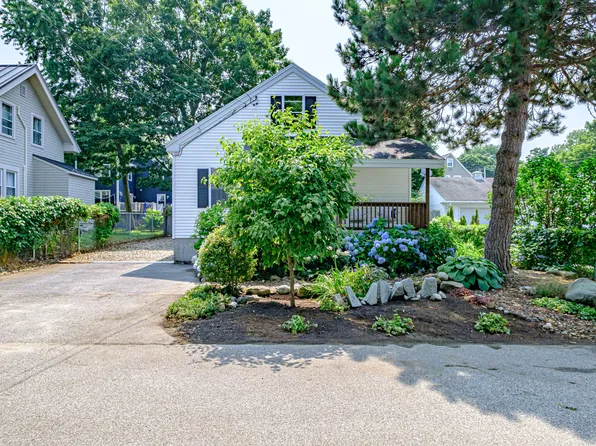 28 Henry Street, South Portland, ME 04106