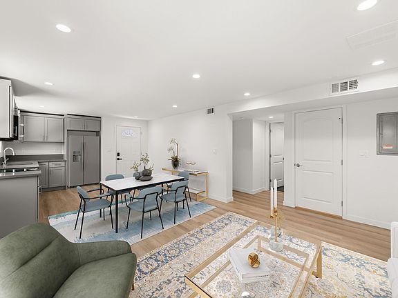 2nd image of 4700 S Gramercy Pl #1/2