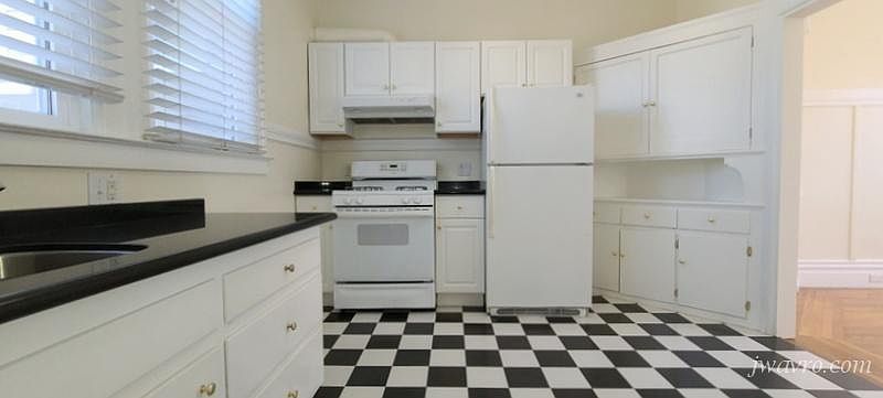 1st image of 1376 Union St