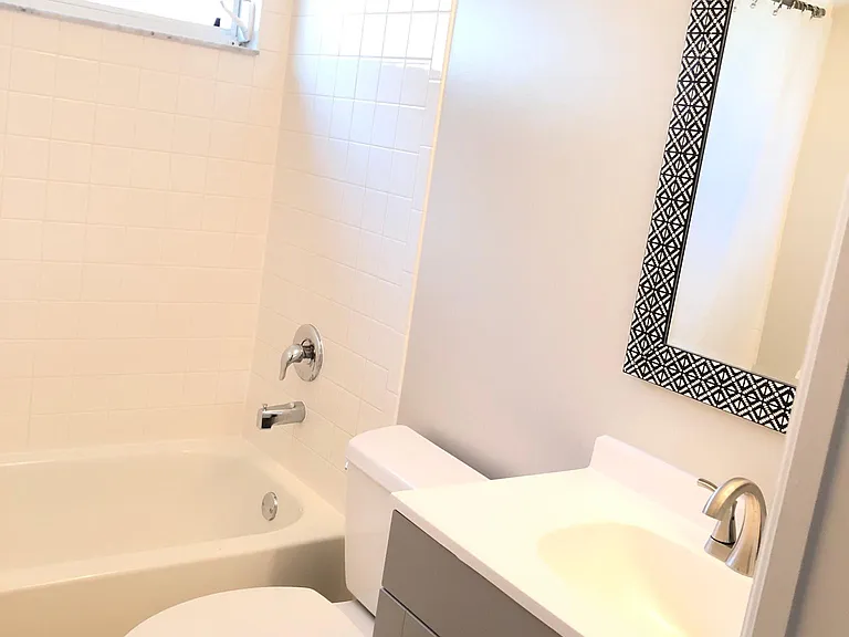 8223 Breton Cir — Photo 10