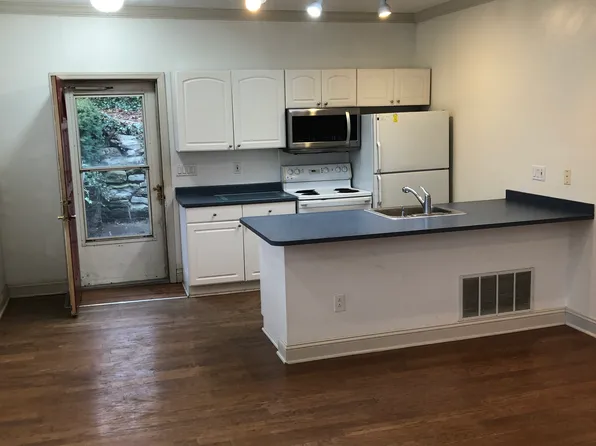 16 Gaskel St, Pittsburgh, PA 15211